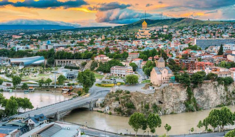 Pirimze Plaza Hotel Tbilisi Eksteriør billede